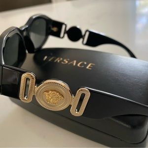 Versace Medusa Biggie sunglasses